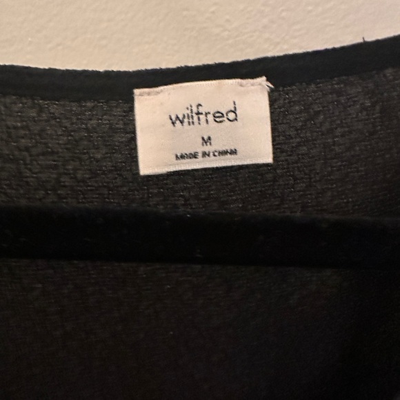 Aritzia black blouse - Picture 3 of 4